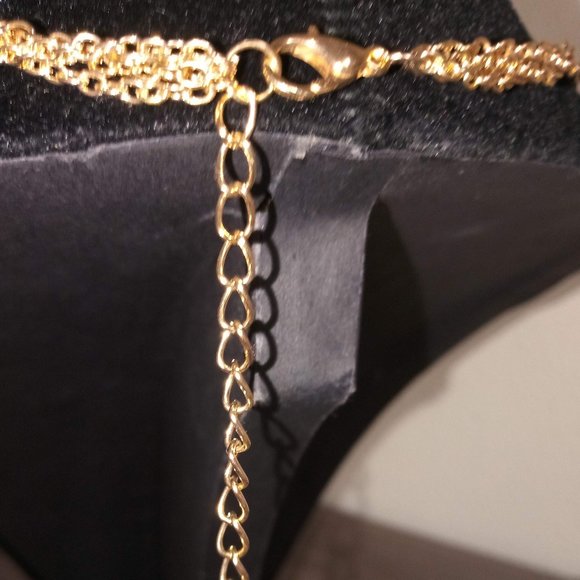 Four Strand Star and Pearl Neckalce - Picture 3 of 4